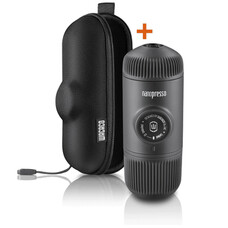 Портативная эспрессо-кофемашина Wacaco Nanopresso серая, с чехлом, 18 бар, 80 мл Изображение