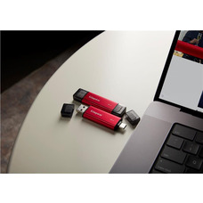 Портативний SSD накопичувач Kingston SPSD/1TB 1ТБ USB 3.2 Gen 2, USB-A/USB-C Зображення