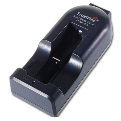 Зарядное устройство TrustFire TR-002 для Li-ion 18650/14500 500 мА Изображение